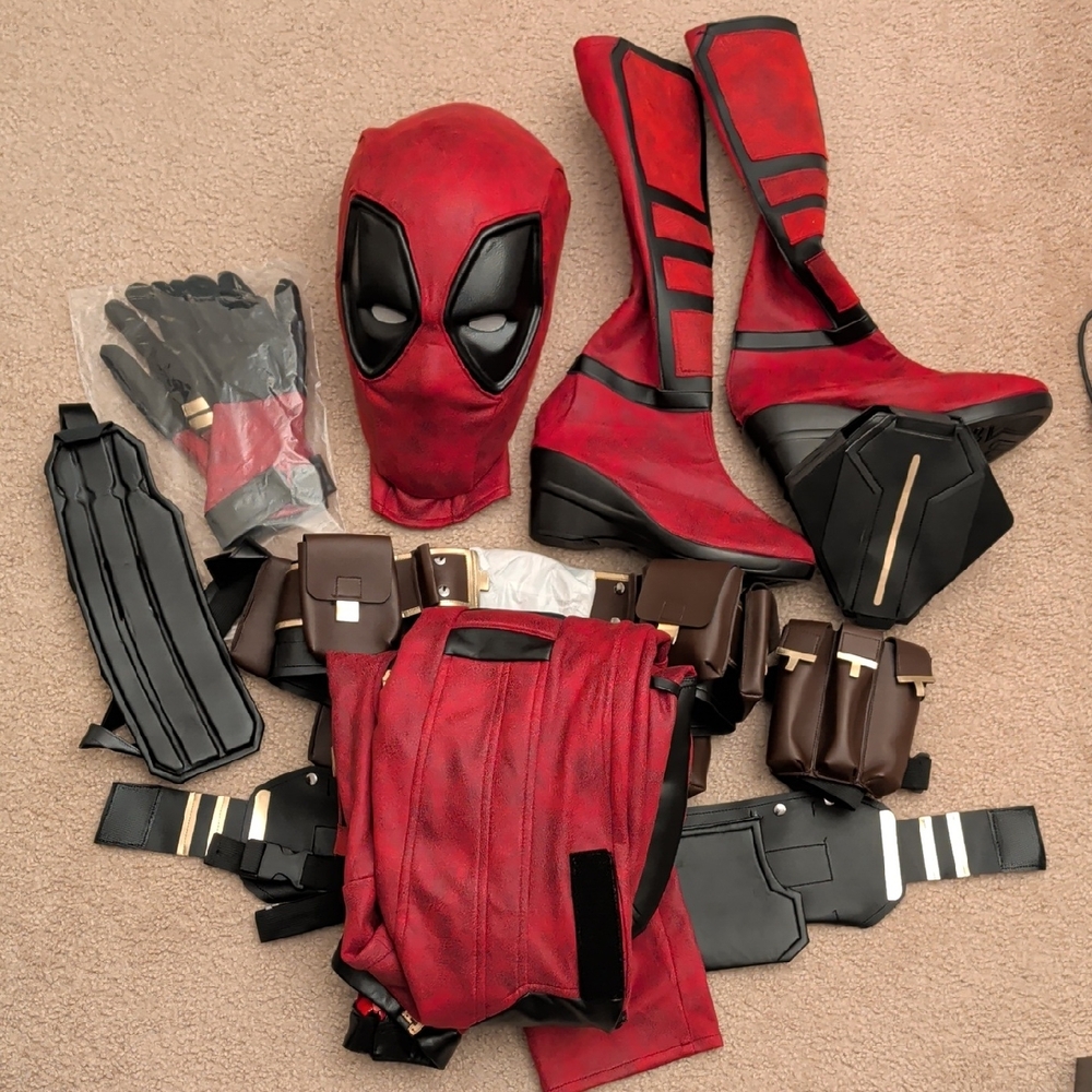 Lady Deadpool Costume
